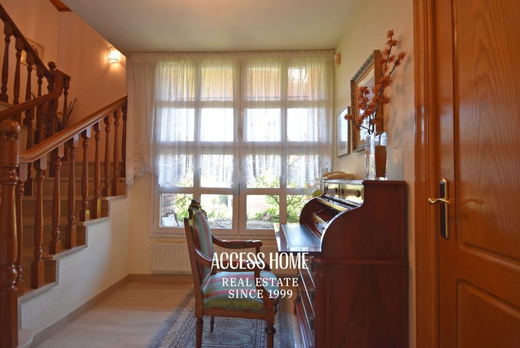 Exclusiva casa con piscina y terrazas con vistas a mar y montaña en El Masnou