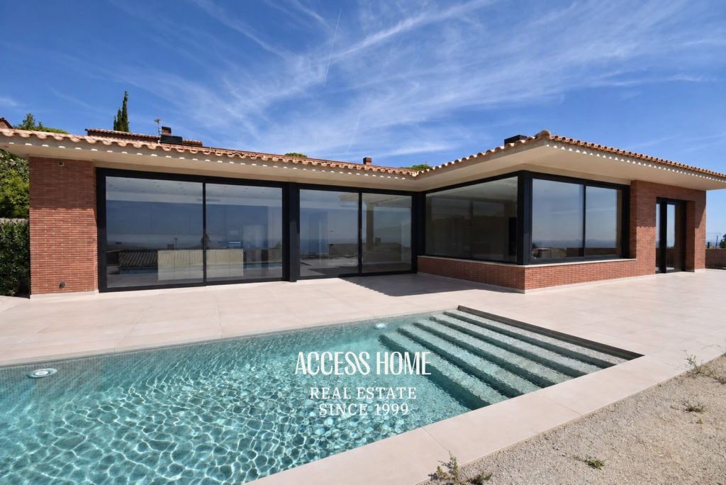 Casa de lujo de nueva construcción en venta en Sant Vicenç de Montalt con vistas al mar
