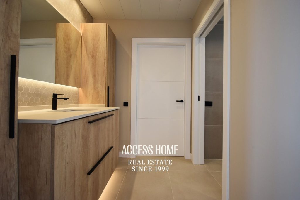 Casa de lujo de nueva construcción en venta en Sant Vicenç de Montalt con vistas al mar