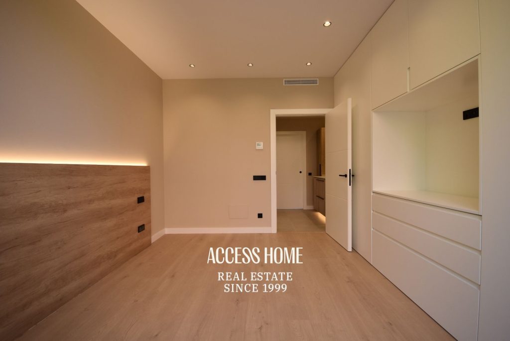 Casa de lujo de nueva construcción en venta en Sant Vicenç de Montalt con vistas al mar