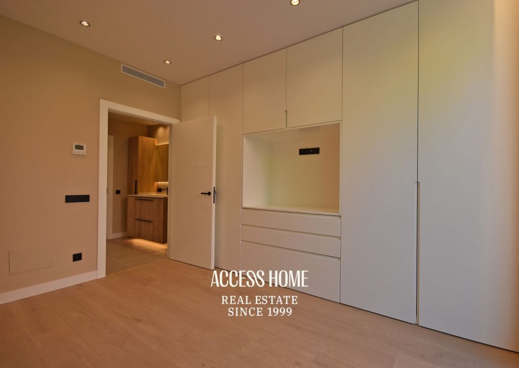 Casa de lujo de nueva construcción en venta en Sant Vicenç de Montalt con vistas al mar