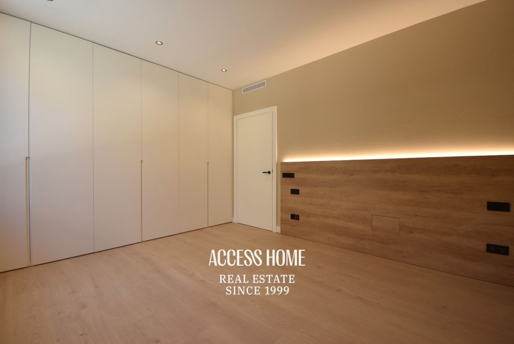 Casa de lujo de nueva construcción en venta en Sant Vicenç de Montalt con vistas al mar