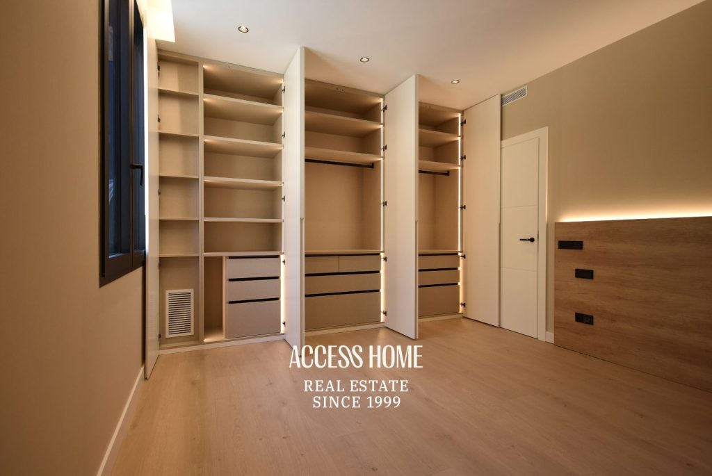 Casa de lujo de nueva construcción en venta en Sant Vicenç de Montalt con vistas al mar