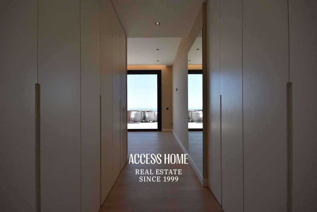 Casa de lujo de nueva construcción en venta en Sant Vicenç de Montalt con vistas al mar