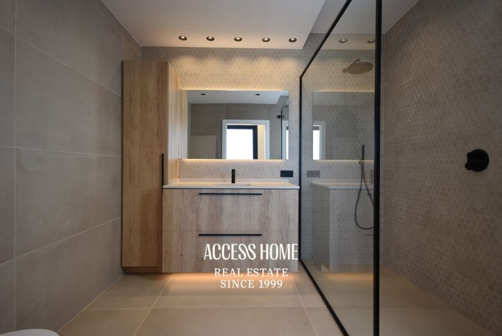 Casa de lujo de nueva construcción en venta en Sant Vicenç de Montalt con vistas al mar