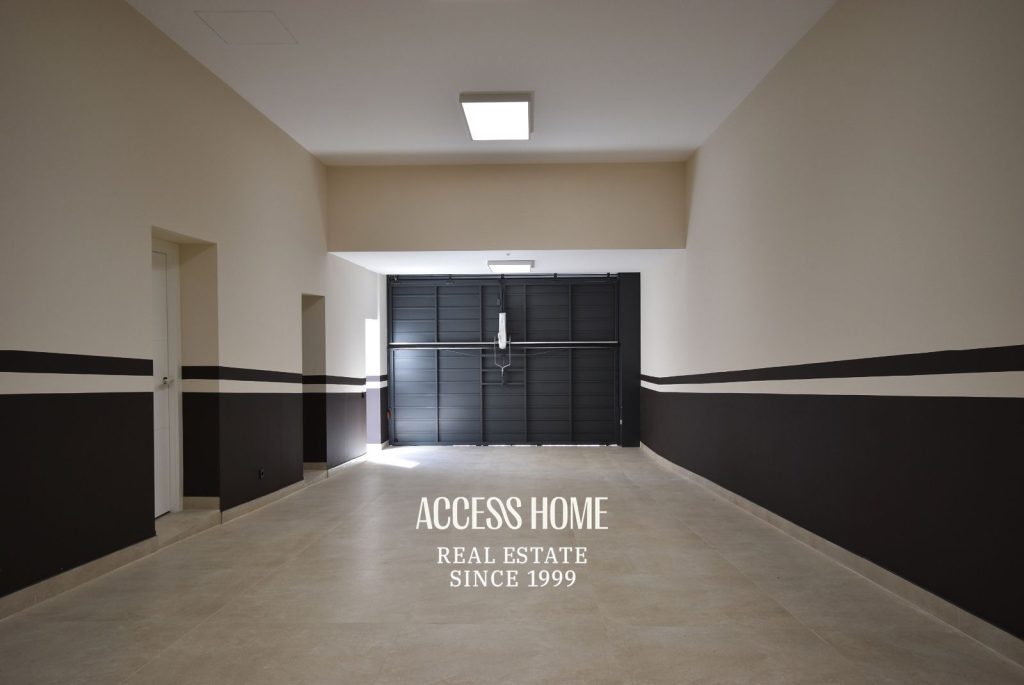 Casa de lujo de nueva construcción en venta en Sant Vicenç de Montalt con vistas al mar