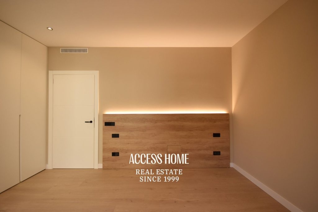 Casa de lujo de nueva construcción en venta en Sant Vicenç de Montalt con vistas al mar