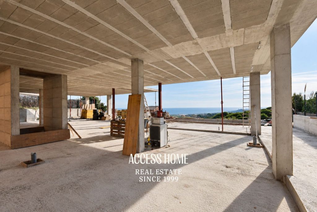 Villa de lujo personalizable con estructura construida y vistas al mar en Sant Vicenç de Montalt