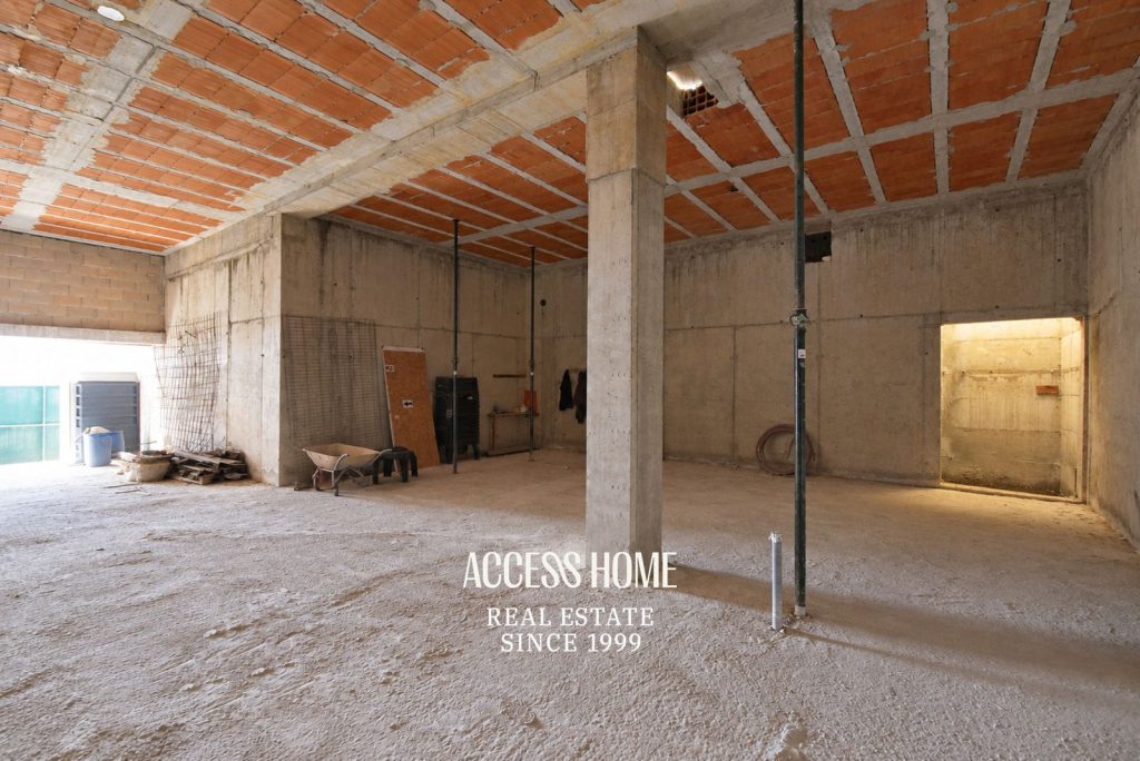 Villa de lujo personalizable con estructura construida y vistas al mar en Sant Vicenç de Montalt