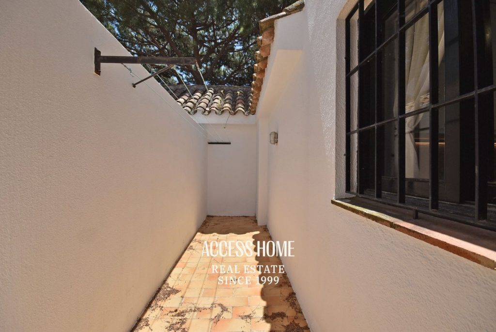 Casa en alquiler en la Urbanización Supermaresme con piscina comunitaria y vistas al mar