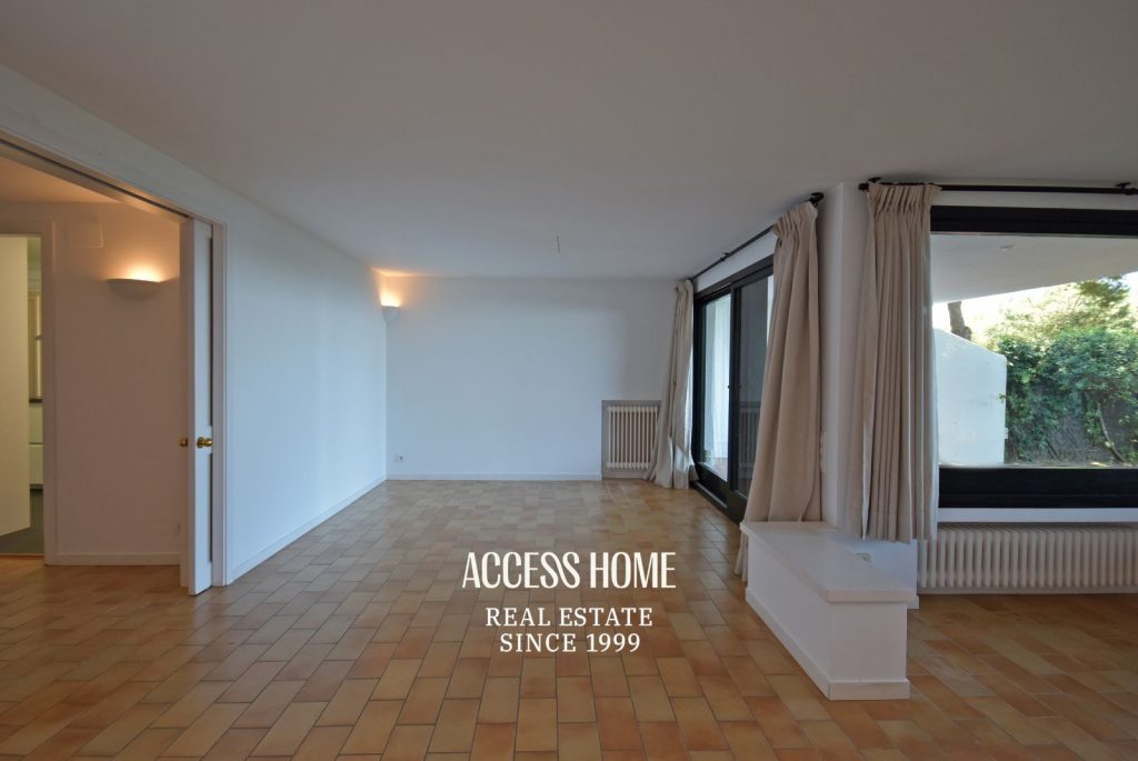 Casa en alquiler en la Urbanización Supermaresme con piscina comunitaria y vistas al mar