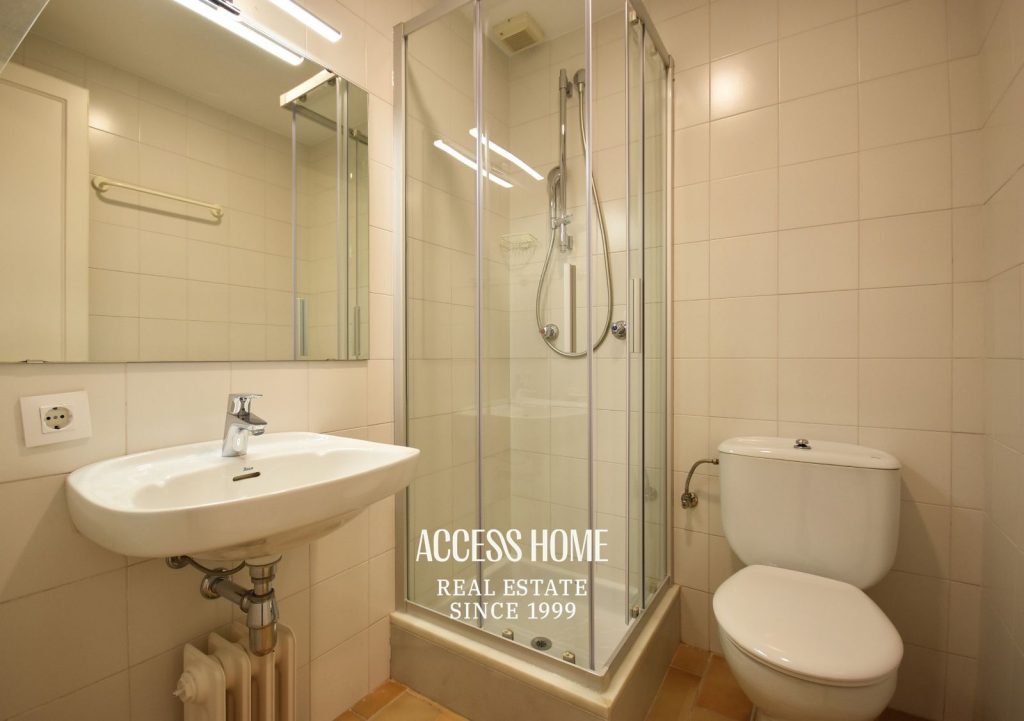 Casa en alquiler en la Urbanización Supermaresme con piscina comunitaria y vistas al mar