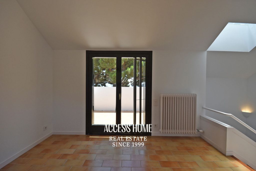 Casa en alquiler en la Urbanización Supermaresme con piscina comunitaria y vistas al mar