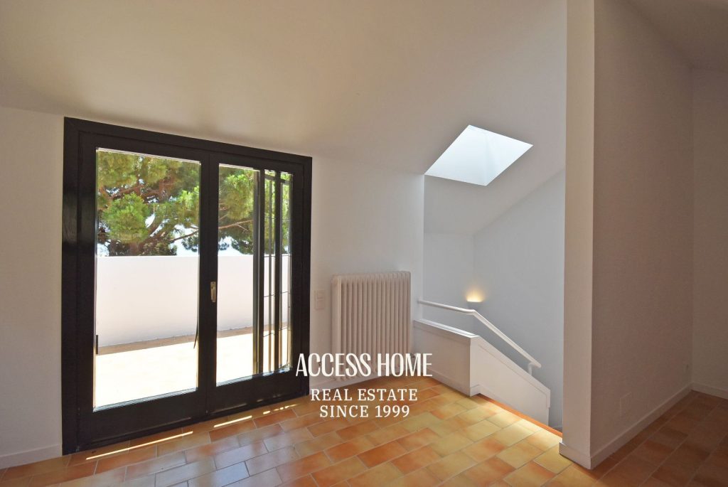Casa en alquiler en la Urbanización Supermaresme con piscina comunitaria y vistas al mar