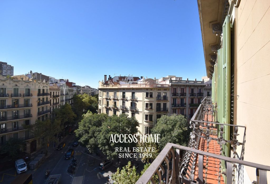 Piso en venta en finca regia de 82 m² junto a Passeig de Gràcia