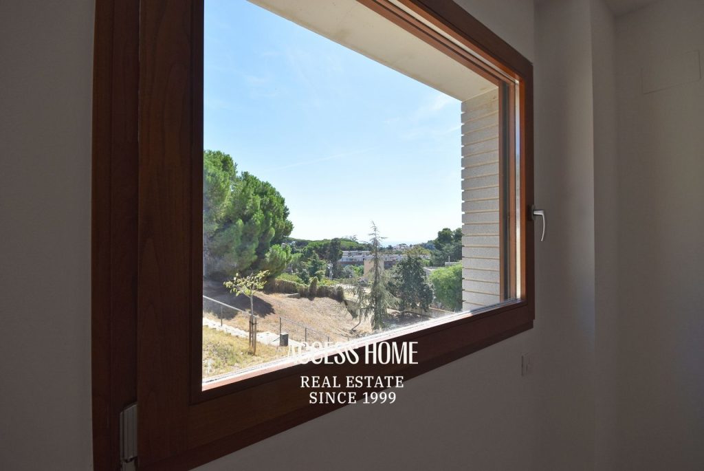 Piso  en venta en Alella con piscina, pista de pádel y 2 plazas de aparcamiento
