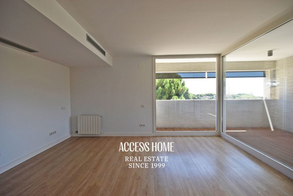 Piso  en venta en Alella con piscina, pista de pádel y 2 plazas de aparcamiento