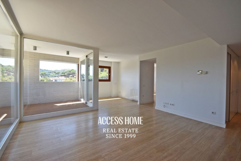 Piso  en venta en Alella con piscina, pista de pádel y 2 plazas de aparcamiento