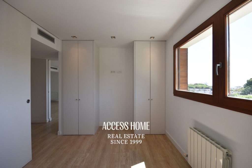 Piso  en venta en Alella con piscina, pista de pádel y 2 plazas de aparcamiento