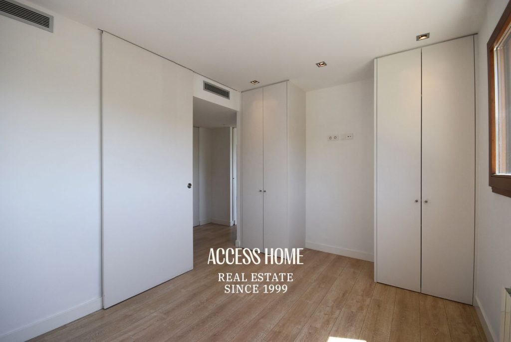 Piso  en venta en Alella con piscina, pista de pádel y 2 plazas de aparcamiento