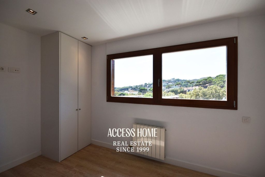Piso  en venta en Alella con piscina, pista de pádel y 2 plazas de aparcamiento