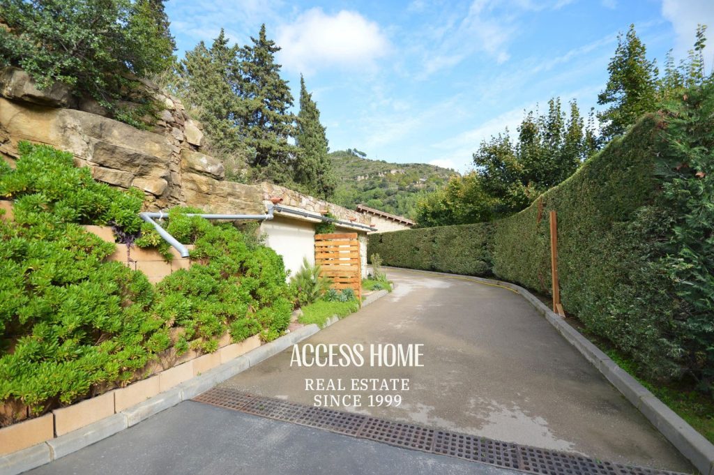 Finca de 61.119m²  con vistas panorámicas, a 35 km de Barcelona, Exclusividad y alto potencial turístico en Sant Feliu de Codines