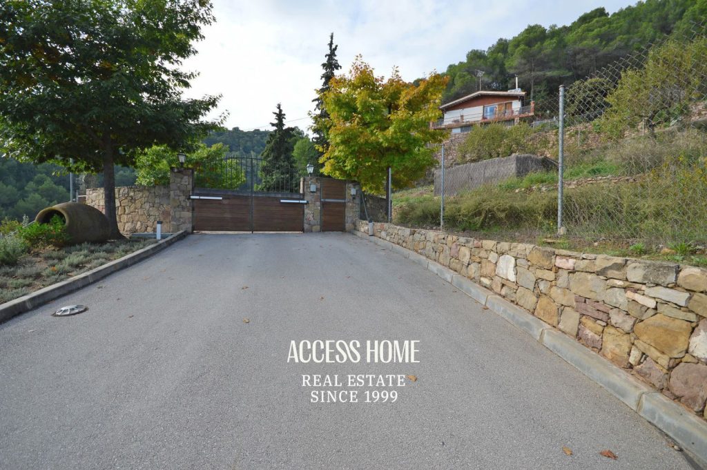 Finca de 61.119m²  con vistas panorámicas, a 35 km de Barcelona, Exclusividad y alto potencial turístico en Sant Feliu de Codines