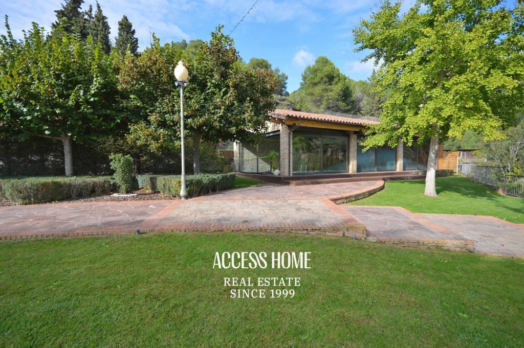 Finca de 61.119m²  con vistas panorámicas, a 35 km de Barcelona, Exclusividad y alto potencial turístico en Sant Feliu de Codines