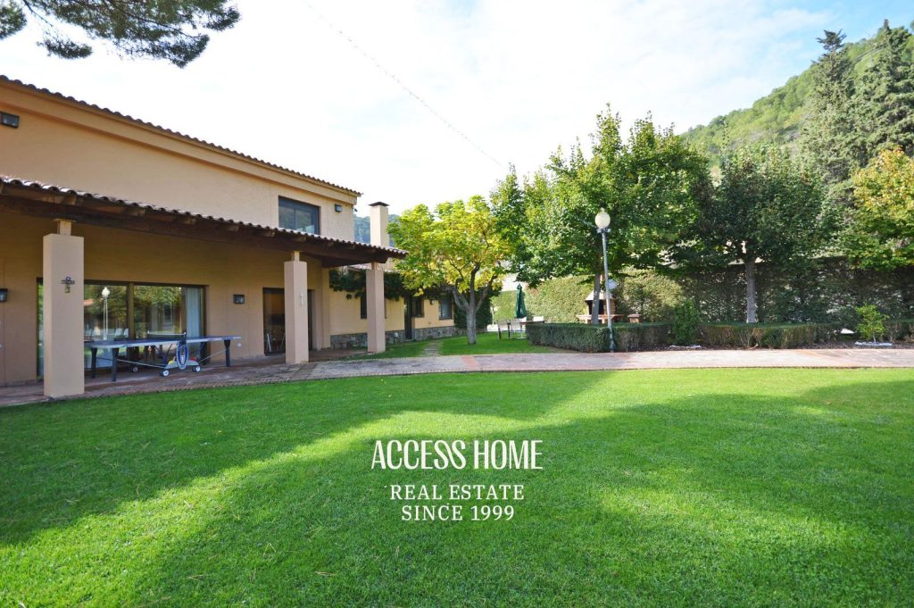 Finca de 61.119m²  con vistas panorámicas, a 35 km de Barcelona, Exclusividad y alto potencial turístico en Sant Feliu de Codines