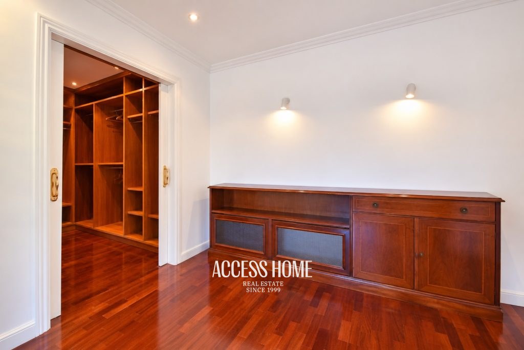 Magnífica casa con jardín y piscina privada en Cabrils