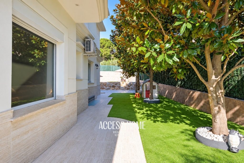 Exclusiva villa de estilo colonial con vistas al mar en Sant Berger