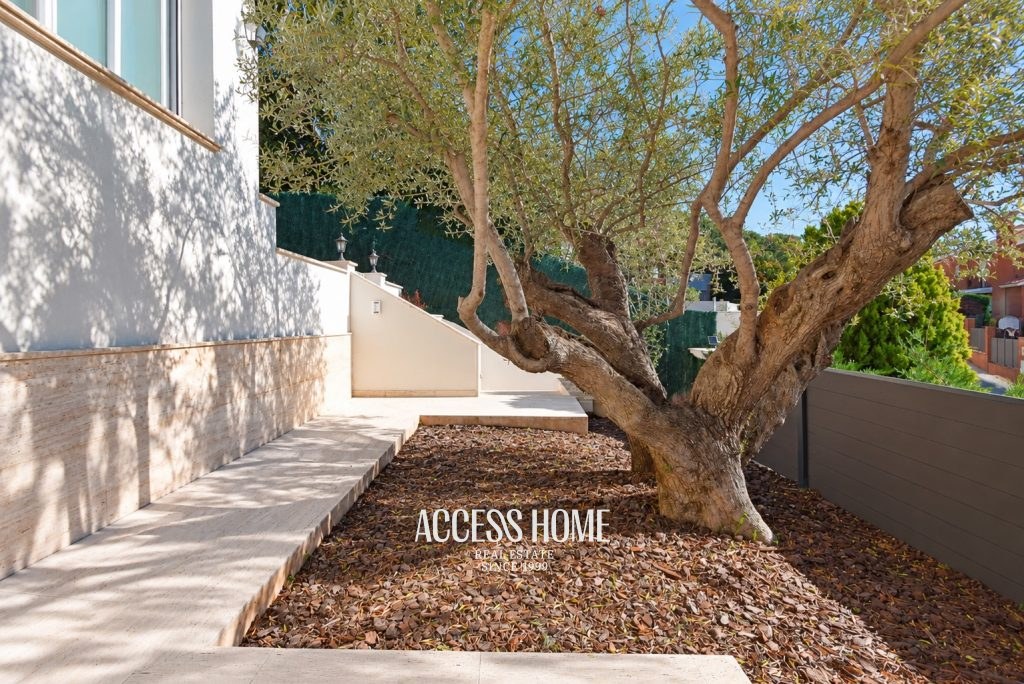 Exclusiva villa de estilo colonial con vistas al mar en Sant Berger