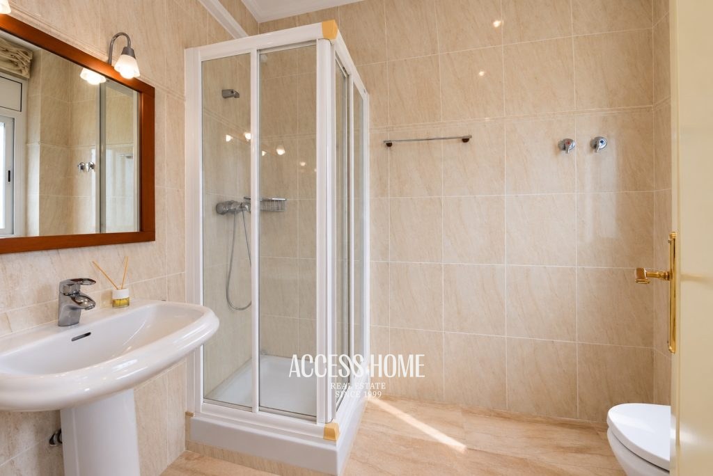 Exclusiva villa de estilo colonial con vistas al mar en Sant Berger