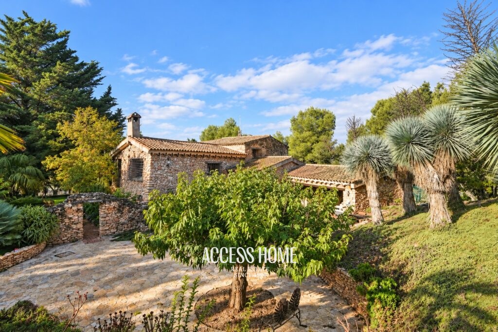 Exclusiva masía histórica de lujo en una finca de 2,48 hectáreas en el Alt Camp, Tarragona